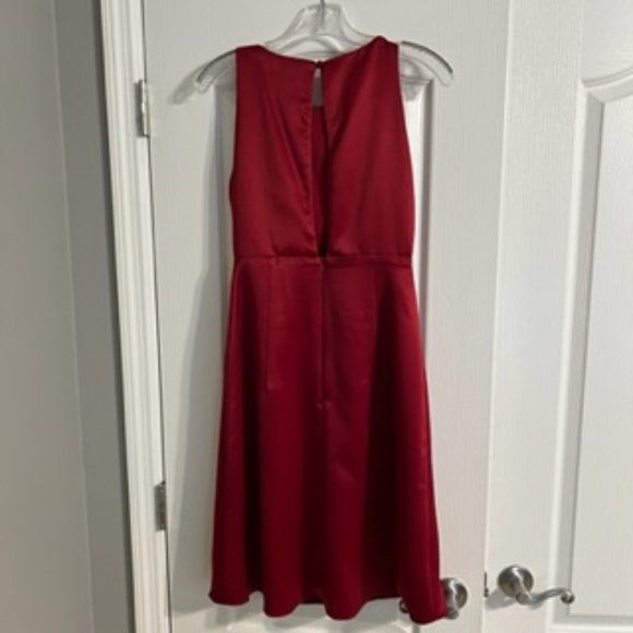 Dessy Collection Women's Dress Size 8 Color New Garnet - Picture 13 of 14